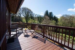 Stone Croft decking.jpg