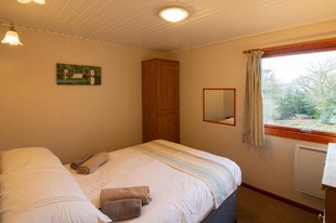 Fern Crag double bedroom 1.jpg